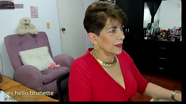 Snapshot of Angelina_Stone_65 chatting on November 2025 10:32:02 PM Angelina Stone 65 online show from November 2025 10:32:02 PM