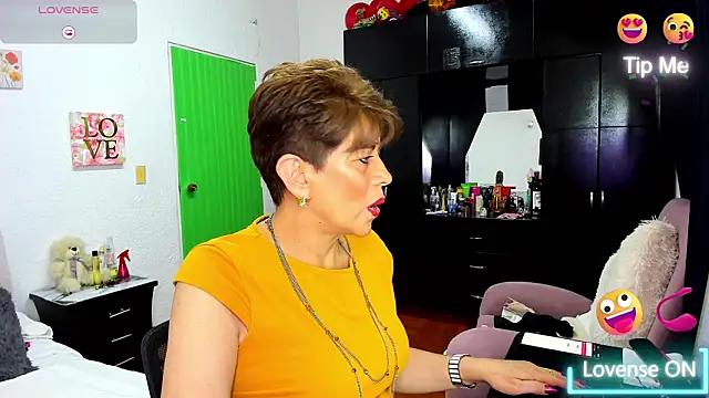 Angelina Stone 65 online show from February 2026 01:18:02 AM