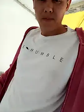 Mateus3040 online show from September 2025 03:05:01 PM