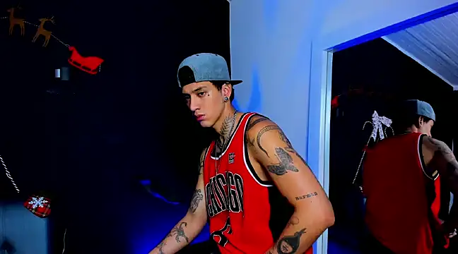 Snapshot of JUSTIN_FULLER1 chatting on December 2024 01:22:01 PM JUSTIN FULLER1 online show from December 2024 01:22:01 PM