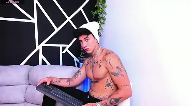 Snapshot of JUSTIN_FULLER1 chatting on February 2025 06:30:02 PM JUSTIN FULLER1 online show from February 2025 06:30:02 PM