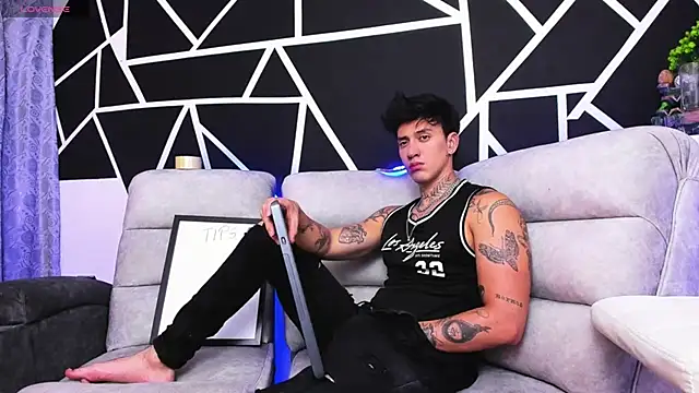 Snapshot of JUSTIN_FULLER1 chatting on February 2025 12:10:02 AM JUSTIN FULLER1 online show from February 2025 12:10:02 AM