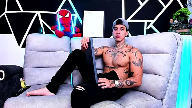 Snapshot of JUSTIN_FULLER1 chatting on March 2025 04:49:01 AM JUSTIN FULLER1 online show from March 2025 04:49:01 AM