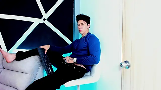 Snapshot of JUSTIN_FULLER1 chatting on September 2025 07:03:02 PM JUSTIN FULLER1 online show from September 2025 07:03:02 PM