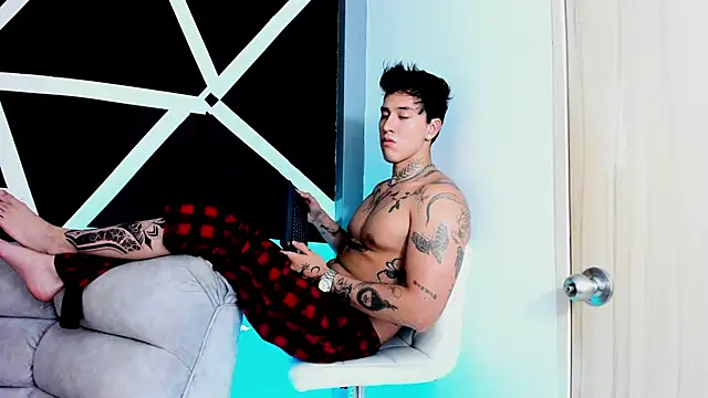 Snapshot of JUSTIN_FULLER1 chatting on September 2025 11:41:02 PM JUSTIN FULLER1 online show from September 2025 11:41:02 PM