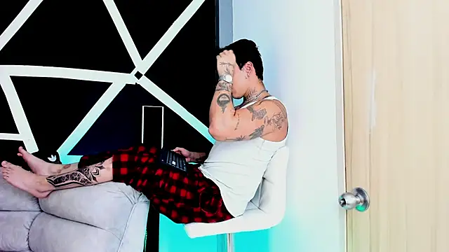 Snapshot of JUSTIN_FULLER1 chatting on October 2025 09:25:01 PM JUSTIN FULLER1 online show from October 2025 09:25:01 PM