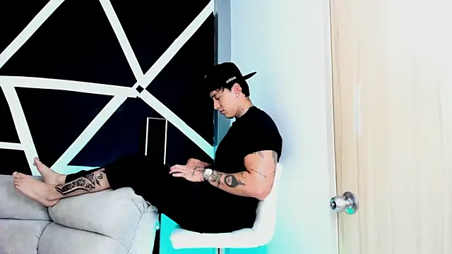 Snapshot of JUSTIN_FULLER1 chatting on October 2025 07:14:02 PM JUSTIN FULLER1 online show from October 2025 07:14:02 PM