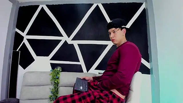 Snapshot of JUSTIN_FULLER1 chatting on November 2025 05:25:02 PM JUSTIN FULLER1 online show from November 2025 05:25:02 PM