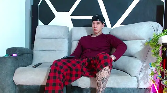 Snapshot of JUSTIN_FULLER1 chatting on November 2025 08:41:02 PM JUSTIN FULLER1 online show from November 2025 08:41:02 PM