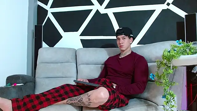 Snapshot of JUSTIN_FULLER1 chatting on November 2025 09:57:02 PM JUSTIN FULLER1 online show from November 2025 09:57:02 PM