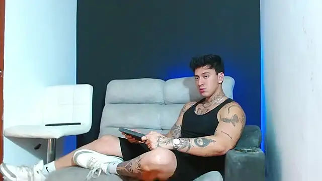 Snapshot of JUSTIN_FULLER1 chatting on February 2026 03:29:02 AM JUSTIN FULLER1 online show from February 2026 03:29:02 AM