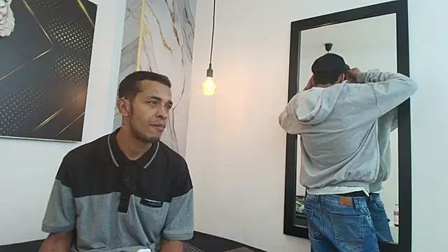 Snapshot of JordanAndAndrew chatting on November 2025 09:05:02 PM JordanAndAndrew online show from November 2025 09:05:02 PM