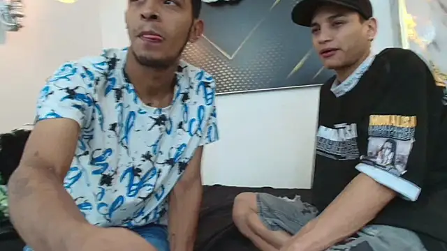 Snapshot of JordanAndAndrew chatting on November 2025 08:30:02 PM JordanAndAndrew online show from November 2025 08:30:02 PM