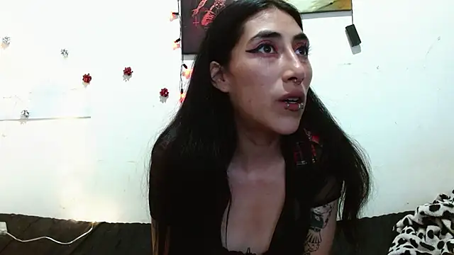 Asterothxznikki online show from December 2024 09:01:01 AM