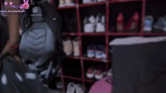 Snapshot of Indianbrownie chatting on December 2024 12:55:02 AM Indianbrownie online show from December 2024 12:55:02 AM