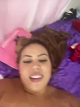 lariic online show from January 2025 12:46:01 AM