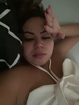 lariic online show from February 2025 04:03:02 PM