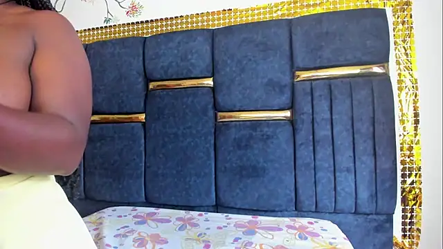 skaysanchez1 online show from December 2025 02:56:02 PM