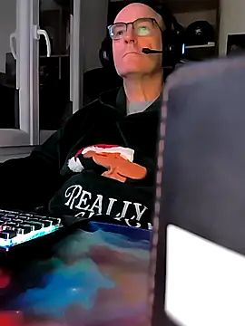 bogland33 online show from March 2025 07:17:02 PM