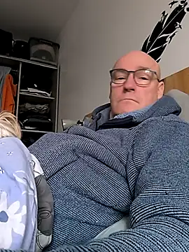 bogland33 online show from December 2025 10:09:01 AM