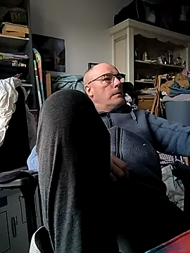 bogland33 online show from March 2026 10:04:01 AM