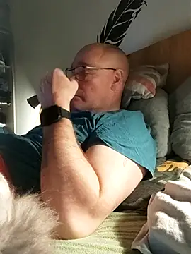 bogland33 online show from April 2026 07:47:02 PM