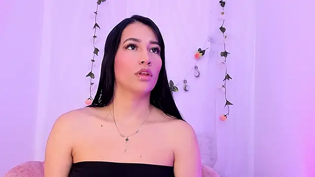 Sara Kurt online show from February 2025 12:16:01 PM