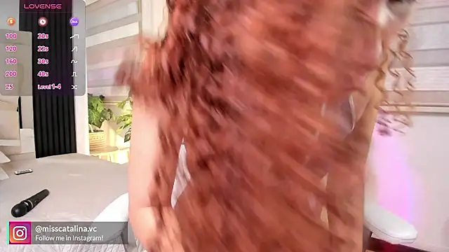 Snapshot of miss_catalinaa chatting on February 2026 11:59:01 AM miss catalinaa online show from February 2026 11:59:01 AM