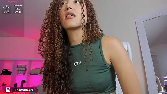 miss catalinaa online show from June 2026 12:31:01 PM