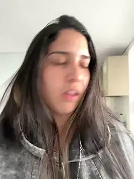 ARITOO  online show from January 2025 10:06:01 PM