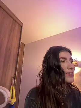 ARITOO  online show from May 2026 11:45:02 PM