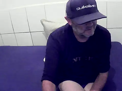 pierdona online show from February 2026 09:19:01 PM