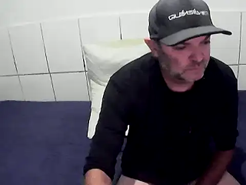 Snapshot of pierdona chatting on April 2026 02:04:02 PM pierdona online show from April 2026 02:04:02 PM