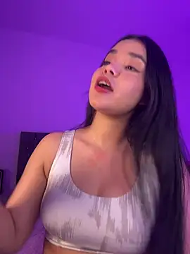 Snapshot of AuroraFiore chatting on February 2026 12:52:02 AM AuroraFiore online show from February 2026 12:52:02 AM