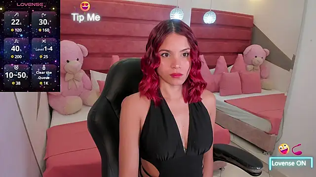 Snapshot of anna__duff chatting on December 2024 03:55:02 AM anna duff online show from December 2024 03:55:02 AM