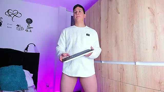 ANDREZALVAREZ online show from December 2024 06:15:01 AM