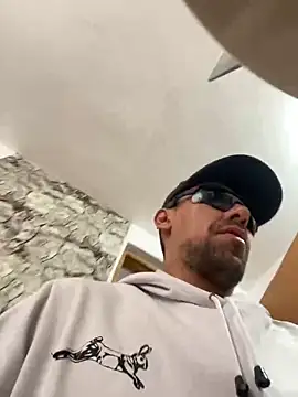 dantedesirexx online show from January 2025 03:25:02 PM