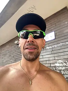 dantedesirexx online show from February 2025 03:31:02 PM