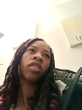 Snapshot of lightskinnbrazzy chatting on March 2025 07:04:02 AM lightskinnbrazzy online show from March 2025 07:04:02 AM