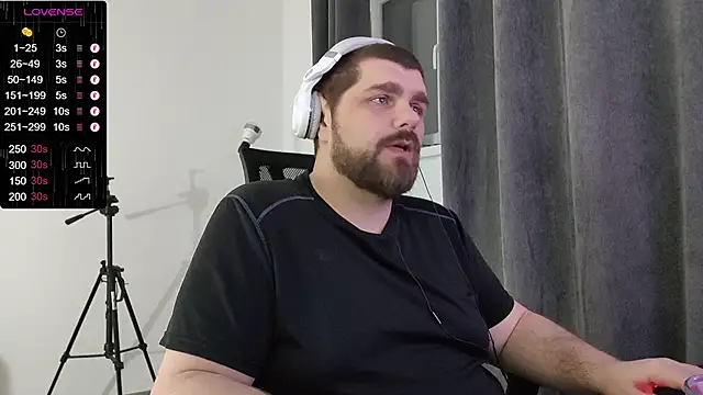 Snapshot of KingMarti chatting on February 2026 02:10:01 AM KingMarti online show from February 2026 02:10:01 AM