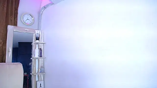 Snapshot of alaia_03 chatting on January 2025 03:39:02 PM alaia 03 online show from January 2025 03:39:02 PM