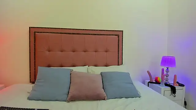 CarolinaGlamour online show from February 2025 07:59:02 PM