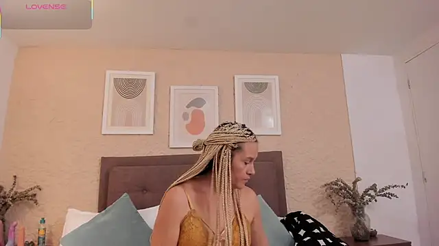 CarolinaGlamour online show from September 2025 02:22:02 AM