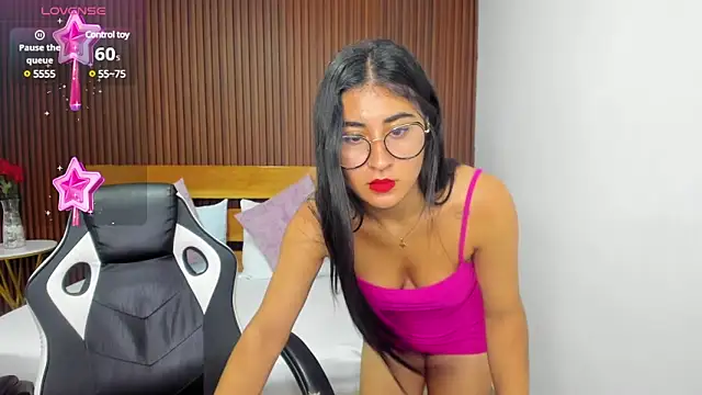 evelin leroy online show from March 2025 12:11:02 PM