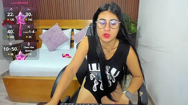 evelin leroy online show from March 2025 12:04:02 PM