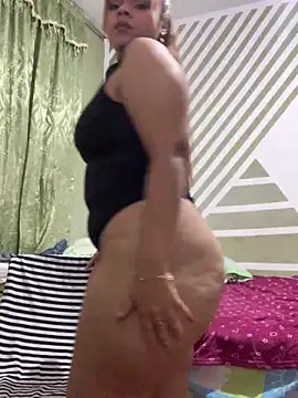 Evabigass online show from December 2024 05:11:01 PM