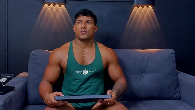 CallumMuscle online show from February 2025 02:59:02 AM