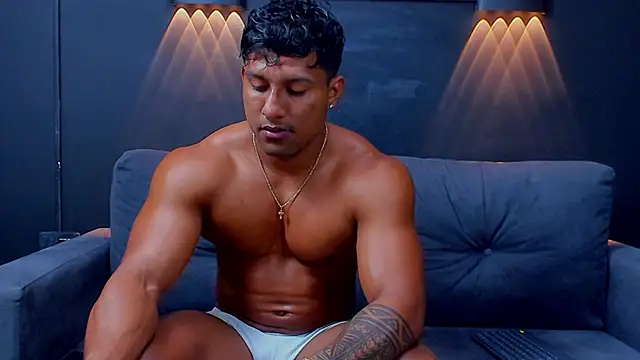 CallumMuscle online show from March 2025 02:32:01 PM