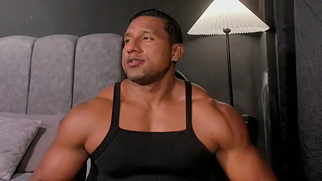 Snapshot of CallumMuscle chatting on February 2026 02:27:02 AM CallumMuscle online show from February 2026 02:27:02 AM