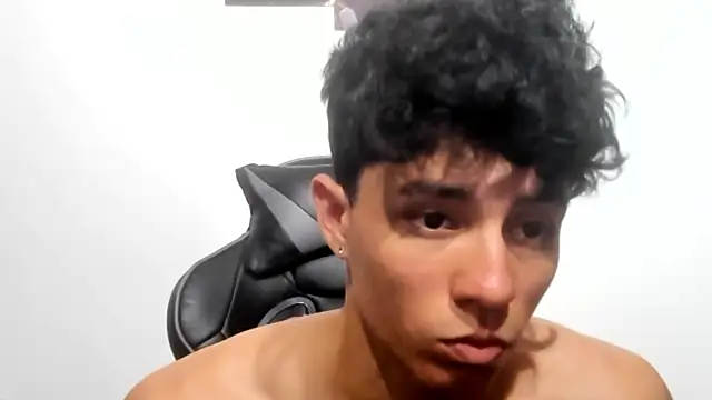 enzo sloran online show from January 2025 04:17:01 PM